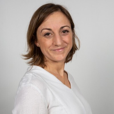 Retrato da responsabilidade social corporativa Diretora Magali Regnault