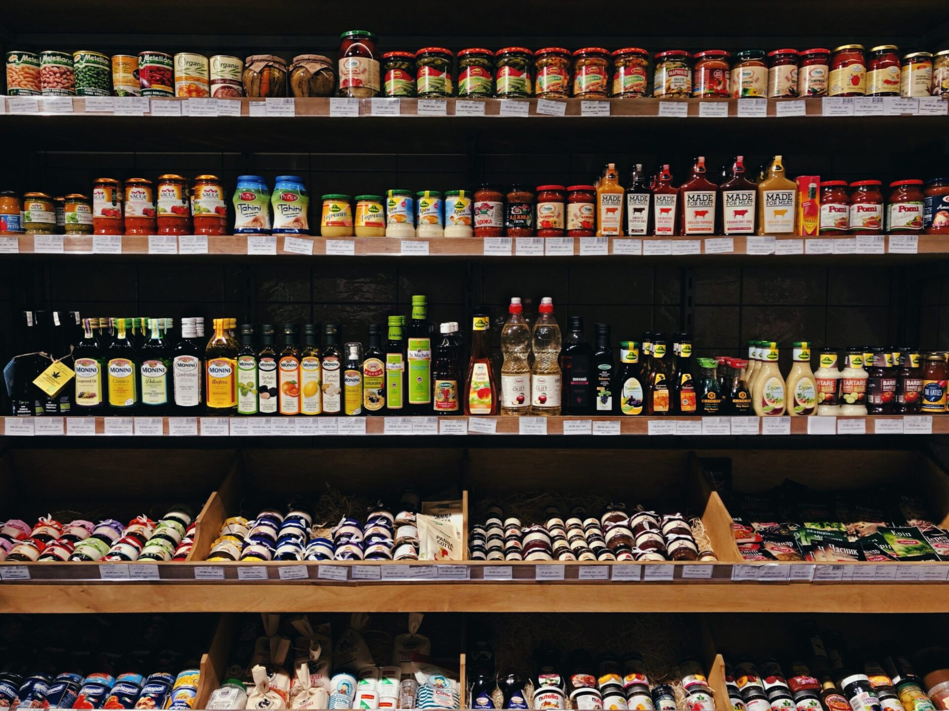Louis Delhaize usa Google Workspace para entregar alimentos más rápido, desde el almacén hasta la exhibición de la tienda
